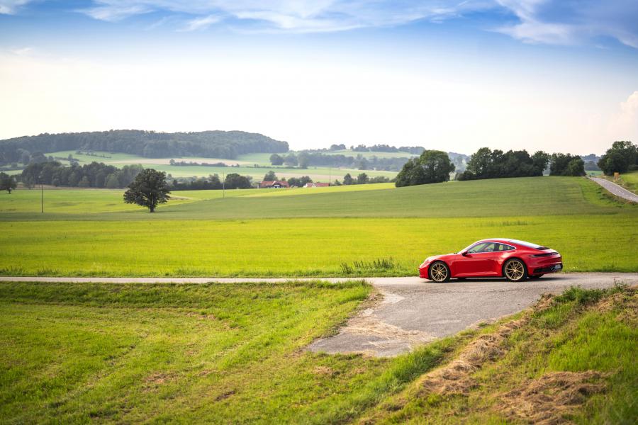  Porsche 911 Carrera (992) 2019 года  (WW) (фото 63 из 148)